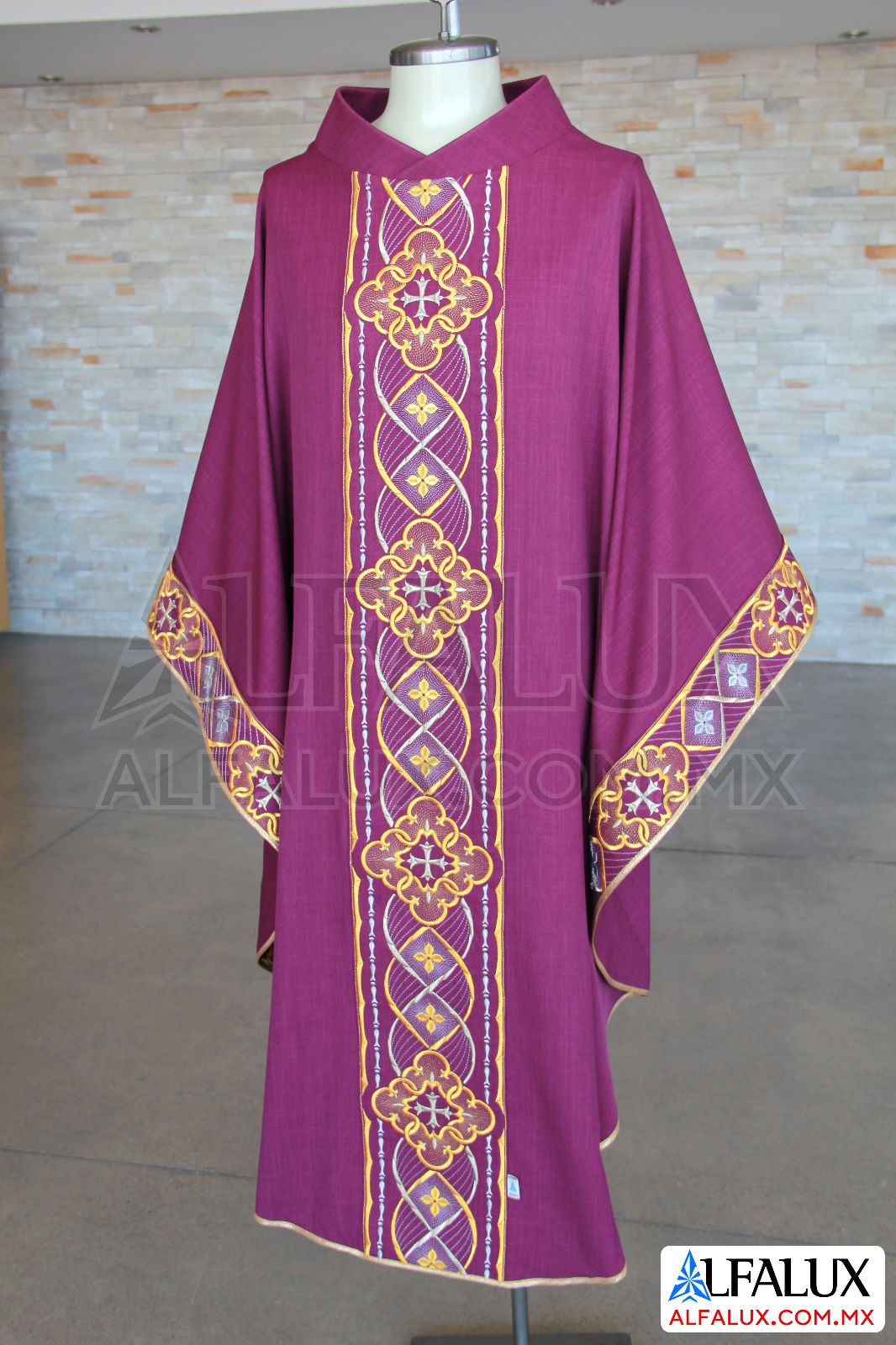 02 ROYAL Casulla Alfalux Iris Bugambilia Laterales (2)